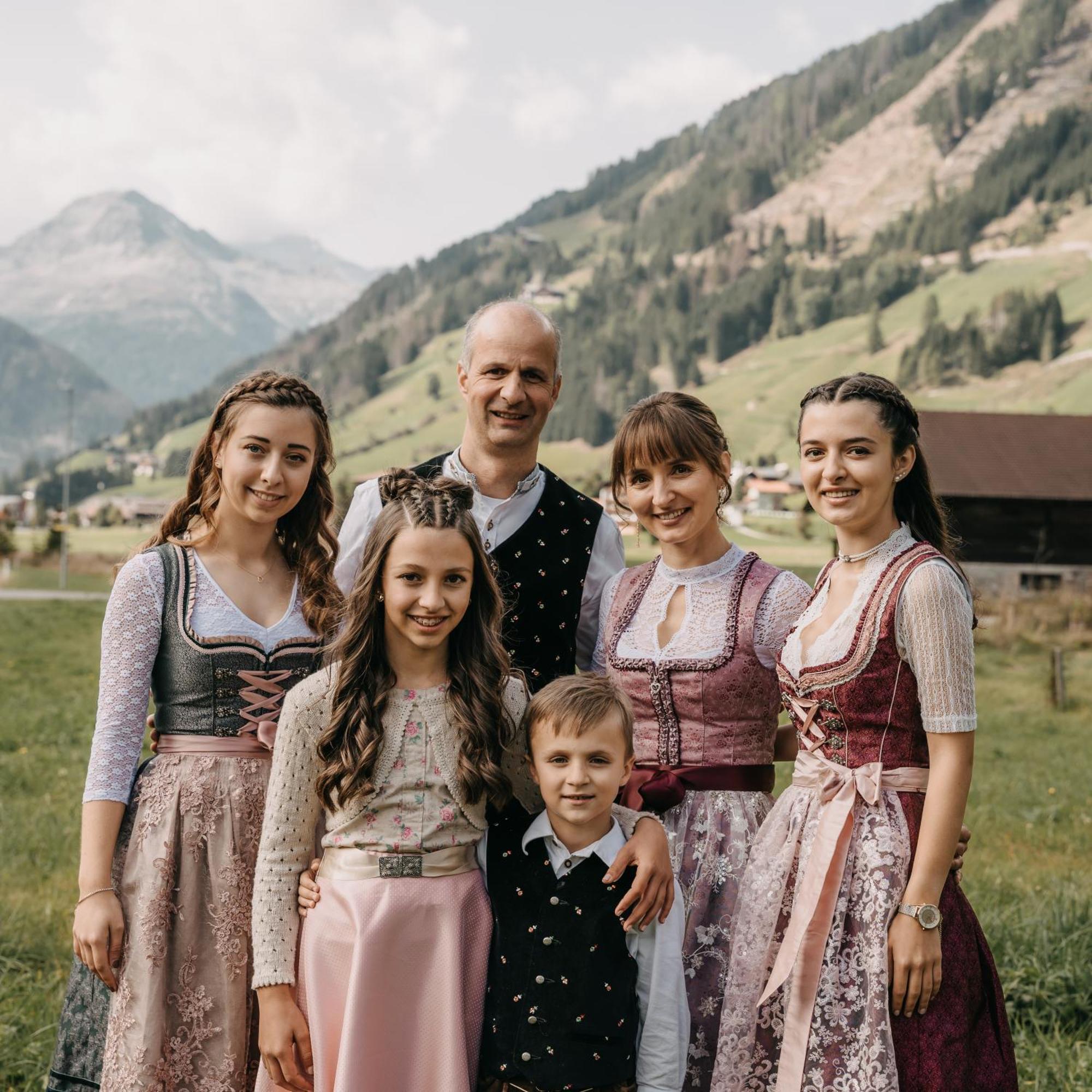 Hotel Garni Gruenmoos Sankt Jakob in Defereggen Exterior foto