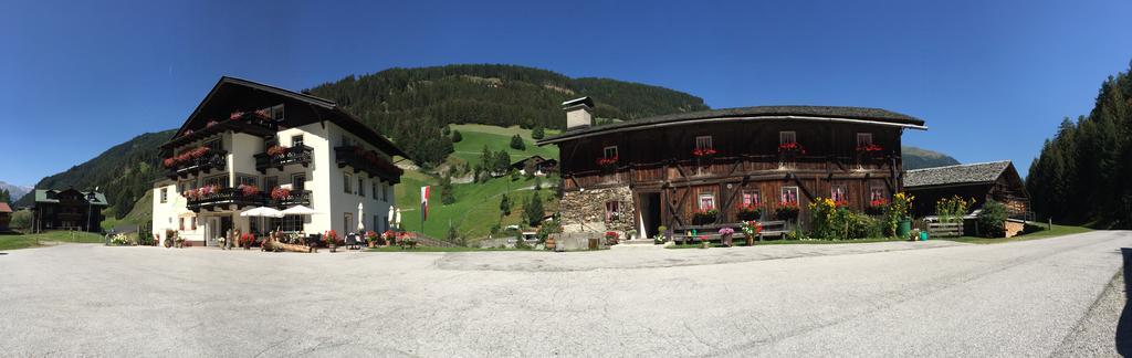 Hotel Garni Gruenmoos Sankt Jakob in Defereggen Exterior foto